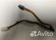 Адаптер Molex в 2 SATA новый