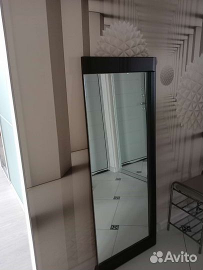 Зеркало настенное интерьерное