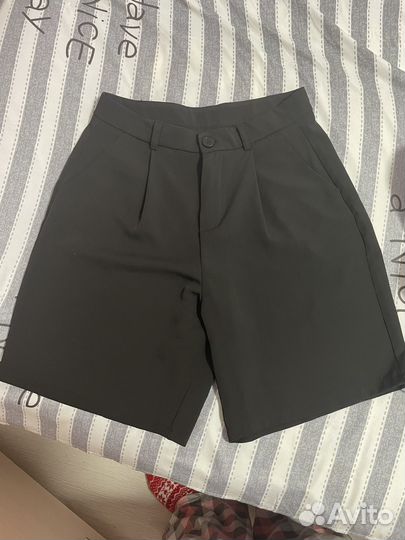 Шорты женские классические