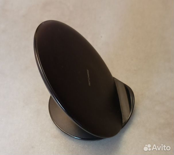 Беспроводное зарядное устройство Samsung EP-N5100