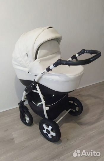 Коляска 2 в 1 Indigo экокожа в отличном состоянии