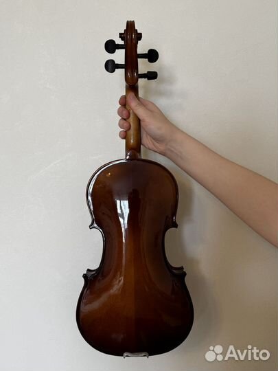 Скрипка целая 4/4 идеальное состояние