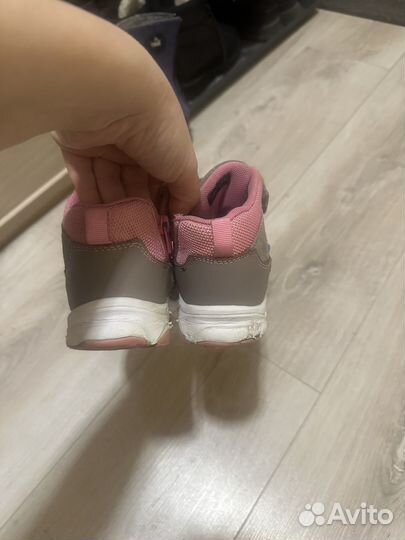 Демисезонная обувь размер 27