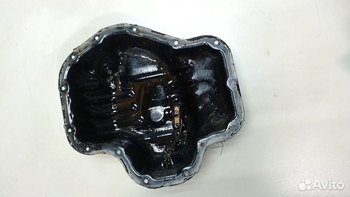 Поддон Toyota Previa (Estima), 2005