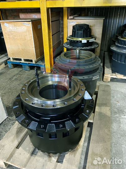 Бортовой редуктор Doosan DX420LC-V 170401-00069E