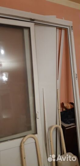 Дверь на балкон