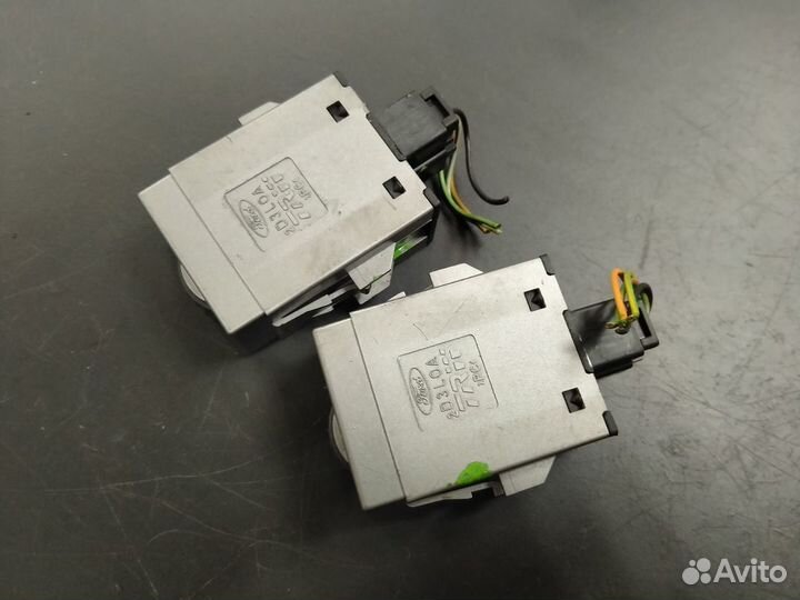 Кнопки обогрева сидений Ford Focus 2