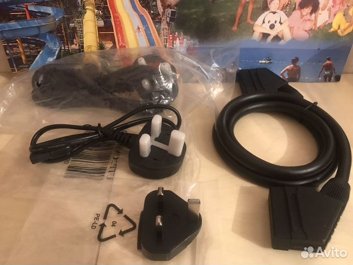 Кабель питания/Британская вилка/Scart/Запечатан