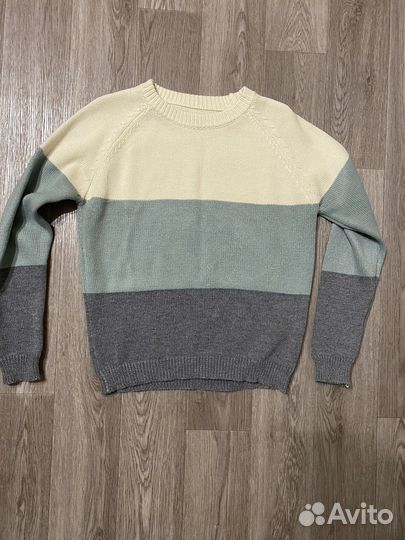 Свитер для девочки