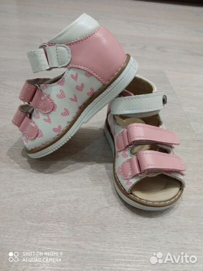 Сандалии для девочки 20 размер