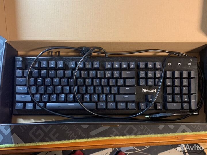 Игровая клавиатура Redragon Aryaman