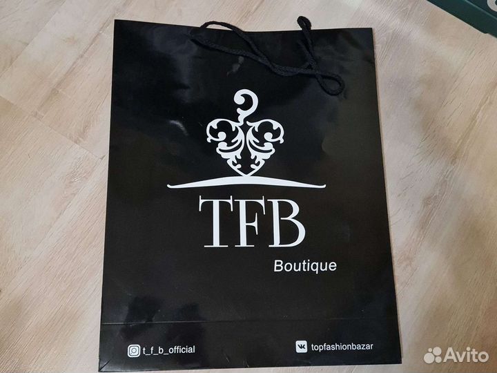 Брендовые пакеты большие