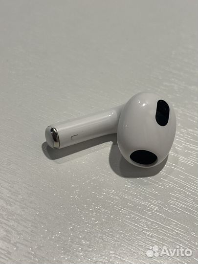 Беспроводные наушники (левый) apple airpods 3