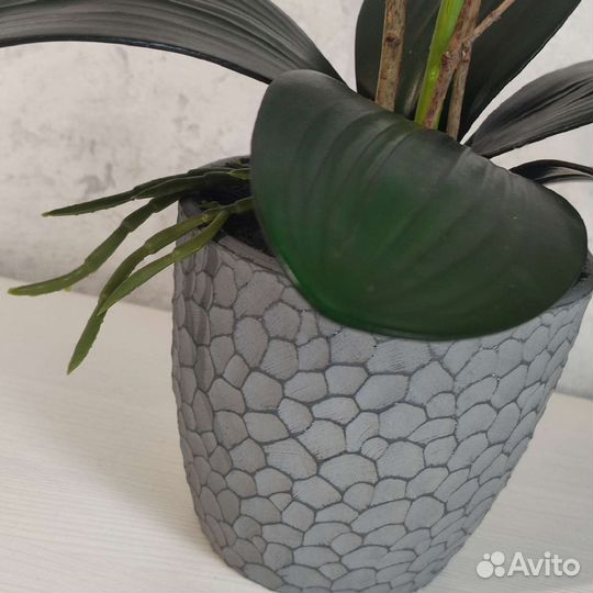 Цветочная композиция из орхидеи