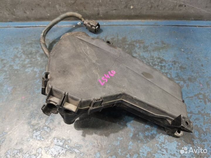 Блок предохранителей Lexus Ls460 USF40