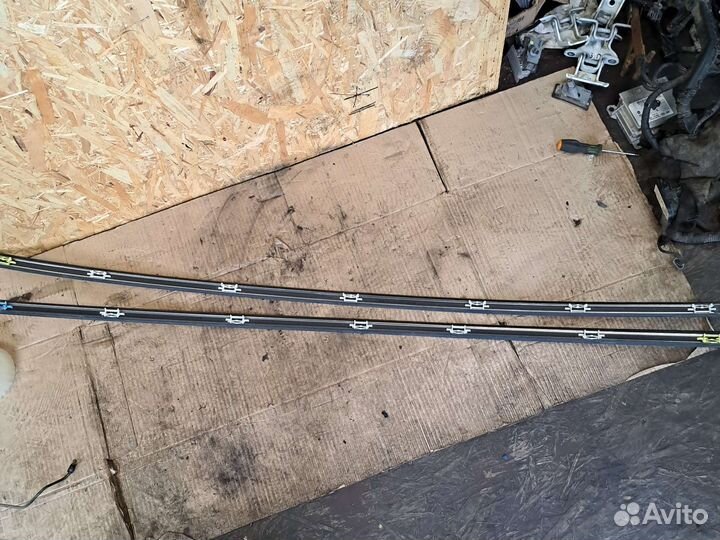 Молдинг на крышу hyundai solaris 2