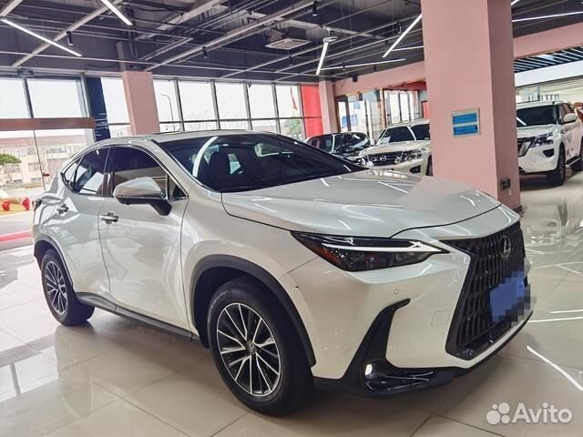 Lexus NX 2.0 CVT, 2022, 26 000 км