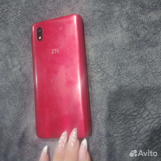 Телефон