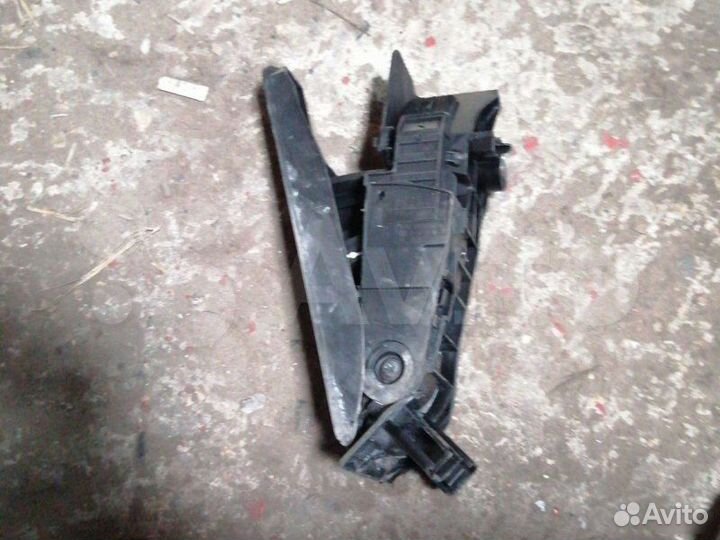 Педаль газа Volkswagen Tiguan