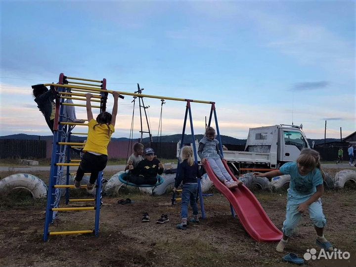 Детский уличный комплекс 2 качели с горкой