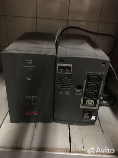 Блок бесперебойного питания Smart-UPS 1500