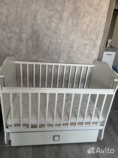 Кроватка