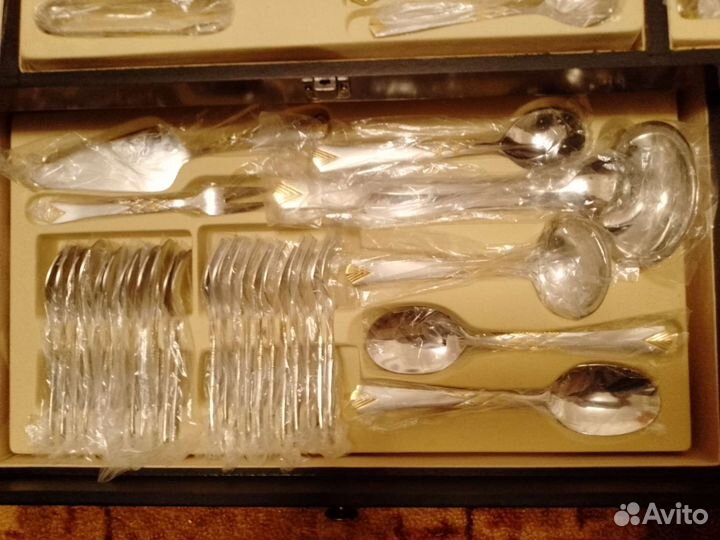 Набор столовых приборов новый