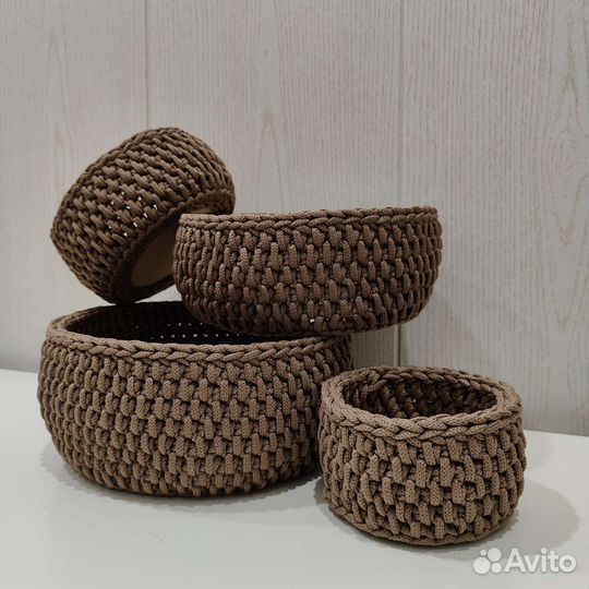 Вязаные корзинки