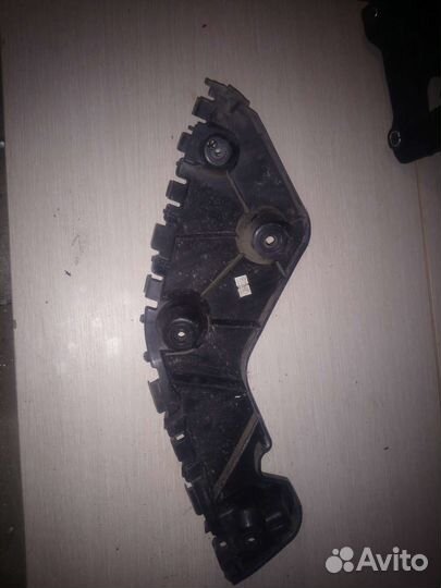 Кронштейн крепления заднего бампера Renault Duster