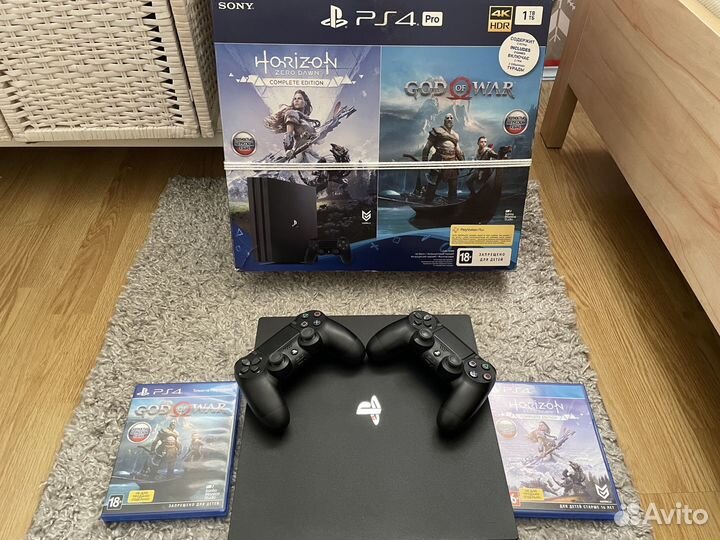 Sony playstation 4 pro 1tb + 2 игры
