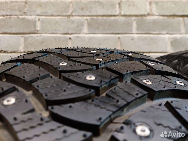 Dunlop Grandtrek Ice03 235/55 R20 102T