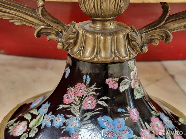 Ваза фарфор в бронзе