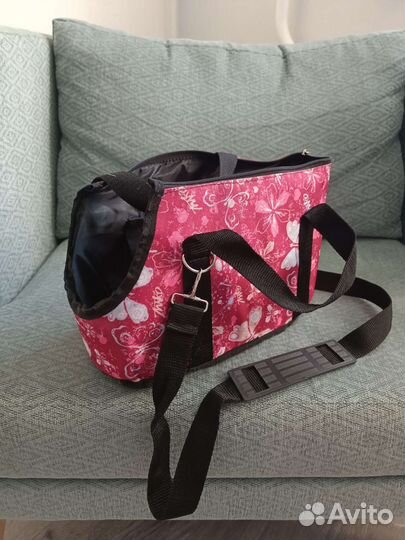 Переноска для мелких собак