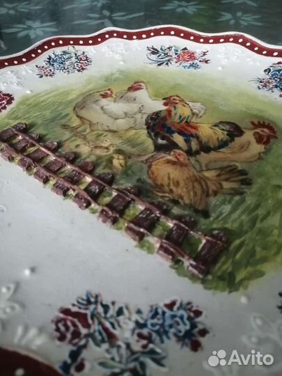 Декорированные тарелки