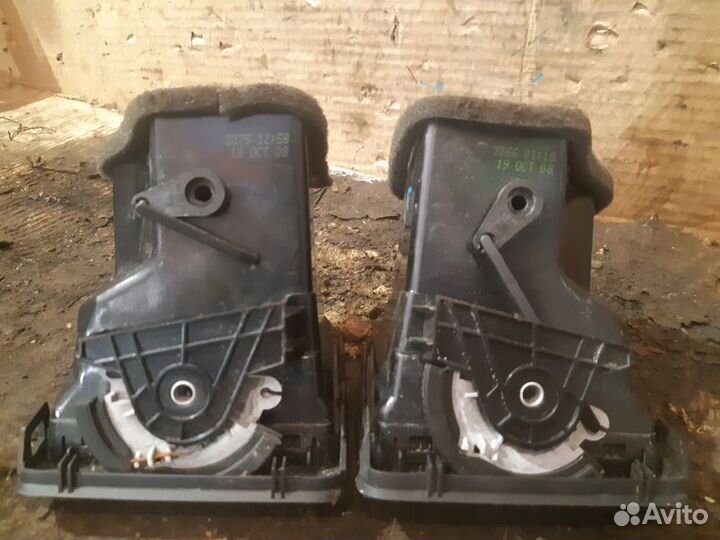 Воздуховод печки Volkswagen Jetta 5