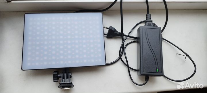 Накамерный свет светодиодный Yongnuo YN-300 AIR II