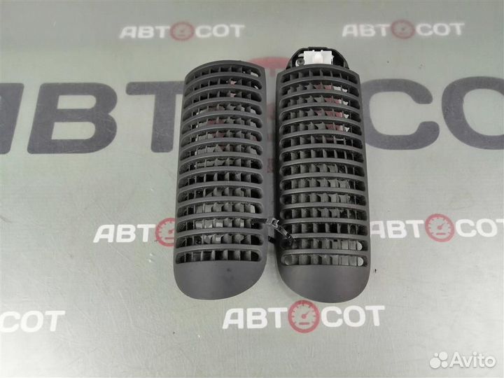 Дефлектор воздушный (комплект) Audi TT 8N (1999