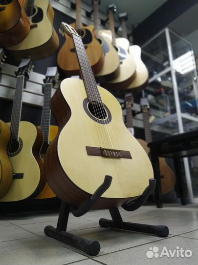 Классическая гитара Flight C-125 NA Новая