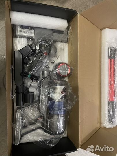 Вертикальный пылесос