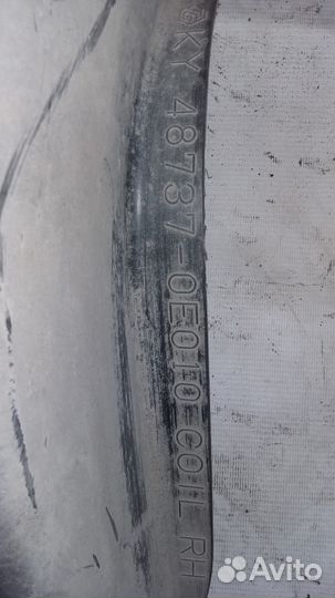 Toyota Highlander 3 пыльник 487370E010