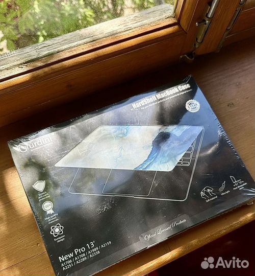 Чехол на MacBook pro 13