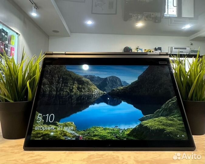 Lenovo Thinkpad X380 Yoga - 16/256GB, Core i5-8350