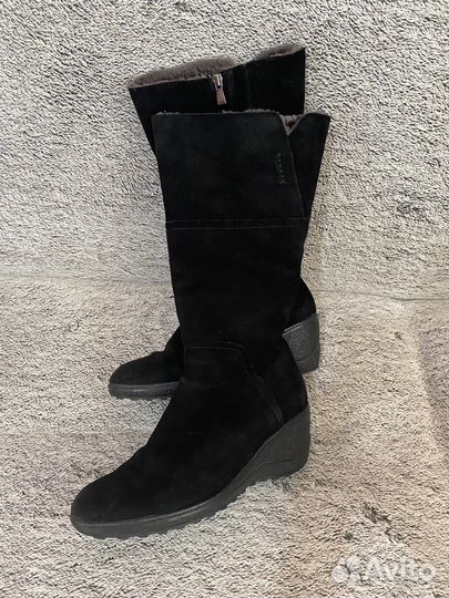 3 пакета одежды женской