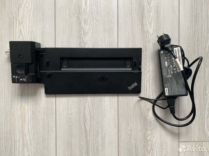 Док-станция Lenovo ThinkPad Ultradocking 40AJ