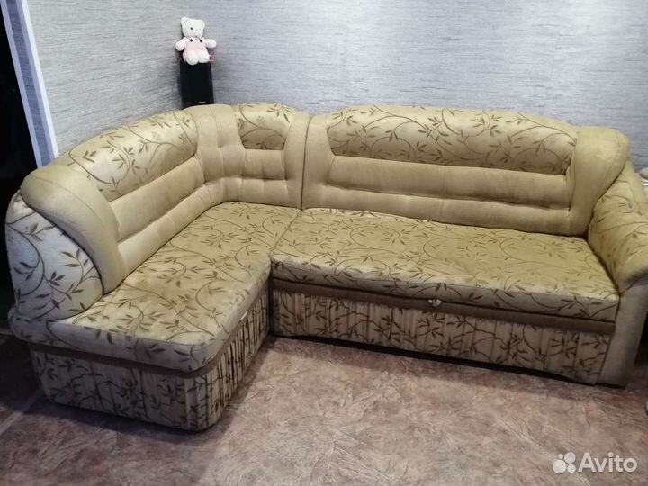 Угловой диван