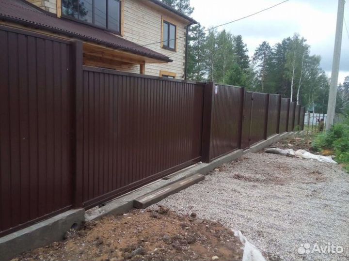 Откатные ворота из профнастила под ключ