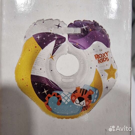 Круг для купания с погремушкой