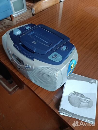 Магнитола Philips AZ1004/00C