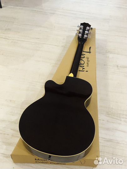 Гитара полноразмерная с металлическими струнами