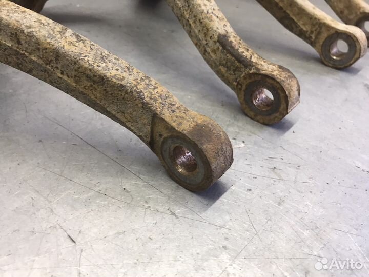 Опора стойки нижней Kia Magentis 2002 г.в